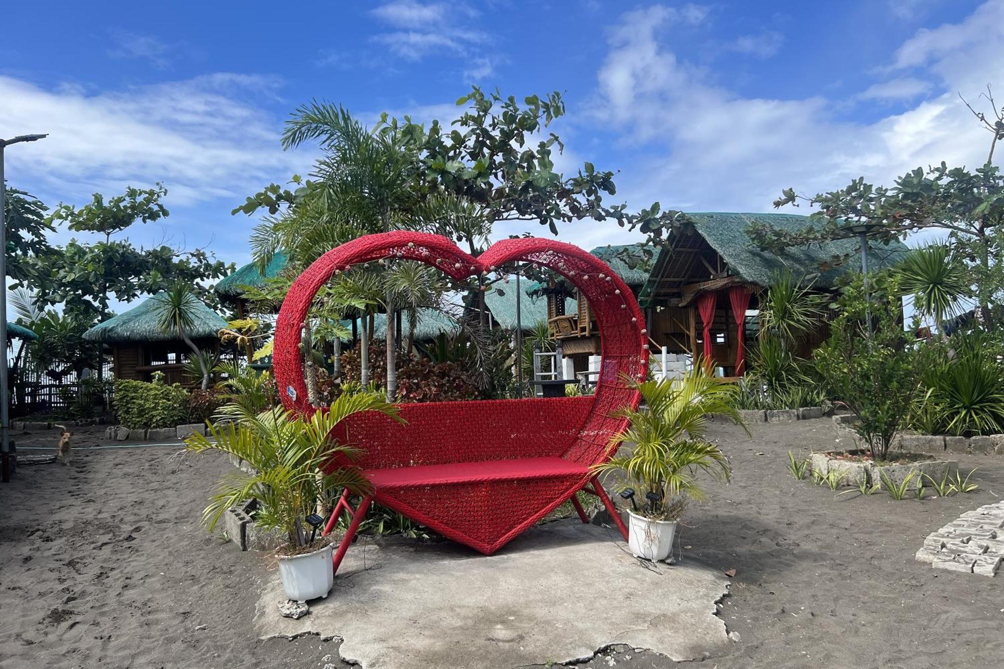 Lover'S Point Beach Front Resort Lian Exterior foto